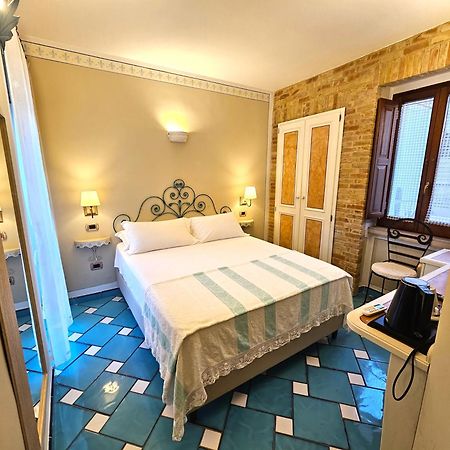 テルモリ Residenza Sveva Bed & Breakfast エクステリア 写真
