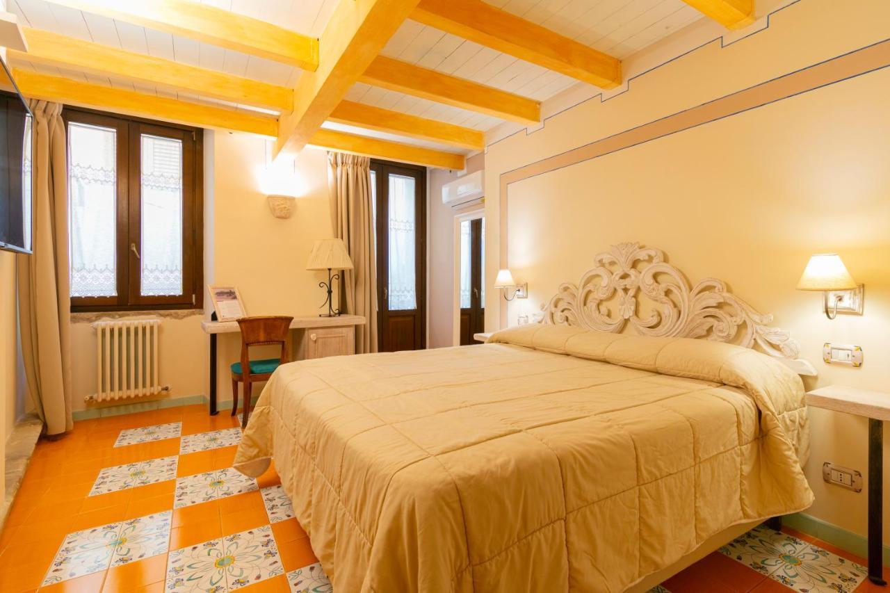 テルモリ Residenza Sveva Bed & Breakfast エクステリア 写真