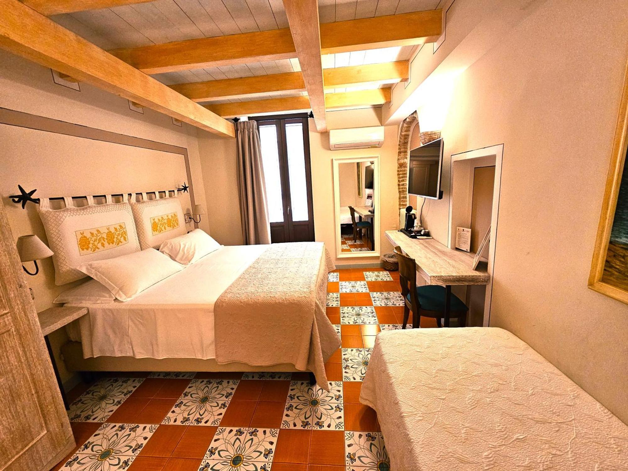 テルモリ Residenza Sveva Bed & Breakfast エクステリア 写真